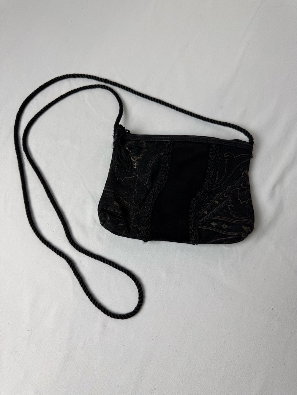 VTG Black Velvet Paisley Tapestry shoulder Bag Made in Hong Kong